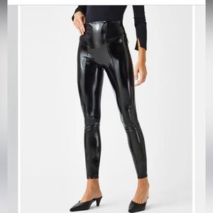 Spanx Faux Patent Leggings size Medium